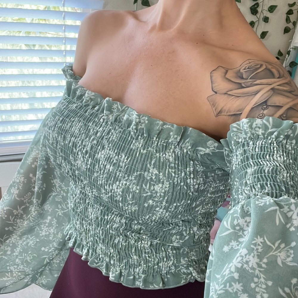 Windsor Green Off Shoulder Puff Blouse